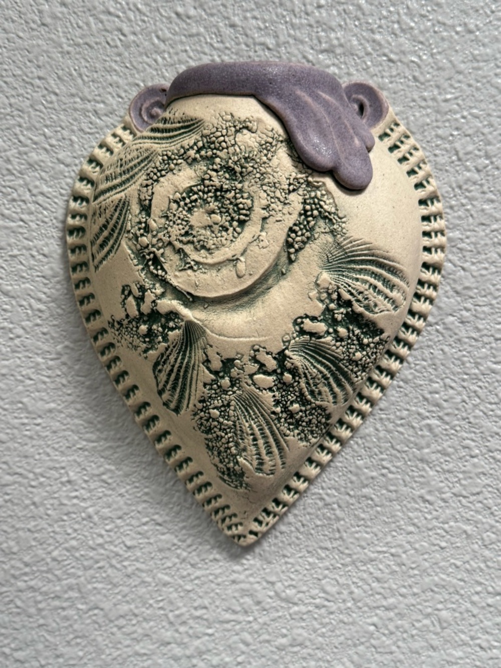 Annie Heart Wall Accent/Vase